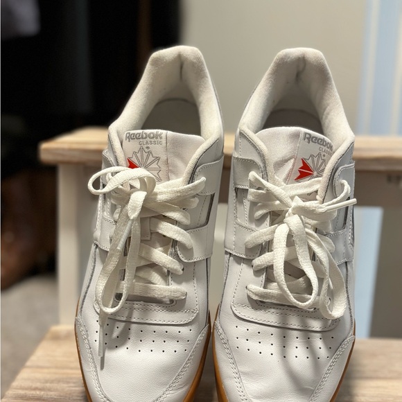 Reebok Classic White Sneakers with Tan Sole - Picture 5 of 13